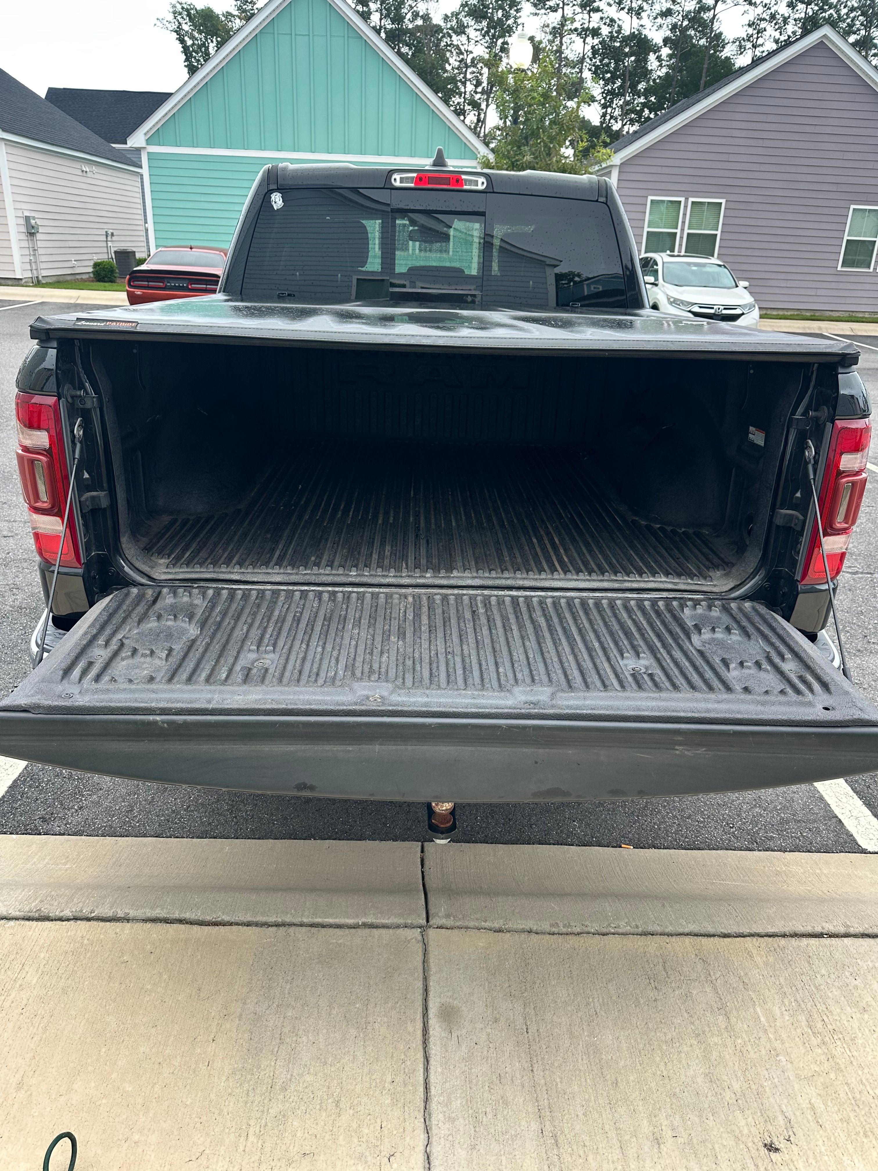 Used 2020 RAM 1500 Laramie RWD image 14