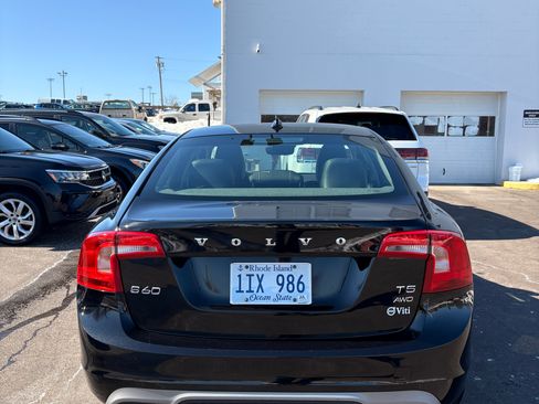 Used 2018 Volvo S60 T5 Dynamic w/ Protection Package image 2