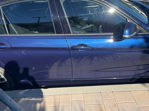 Used 2018 BMW 330i Sedan w/ Shadow Sport Edition image 13