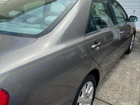 Used 2006 Toyota Camry LE FWD image 4
