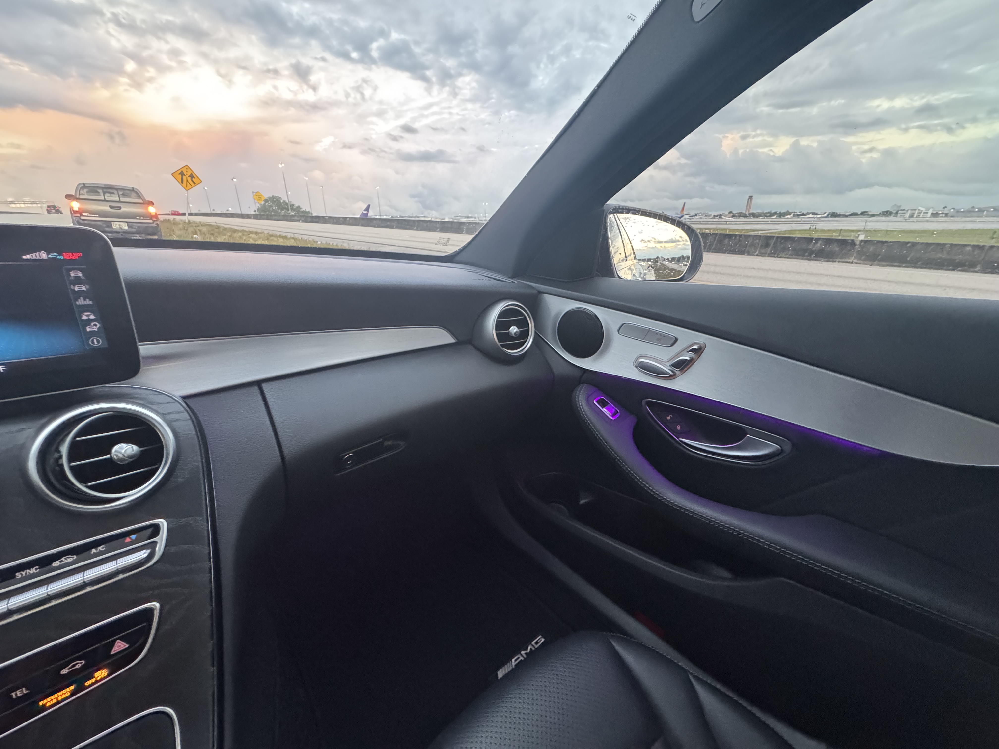 Used 2019 Mercedes-Benz C 300 Sedan image 9