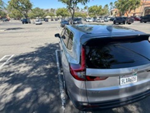 Used 2024 Honda CR-V LX image 10