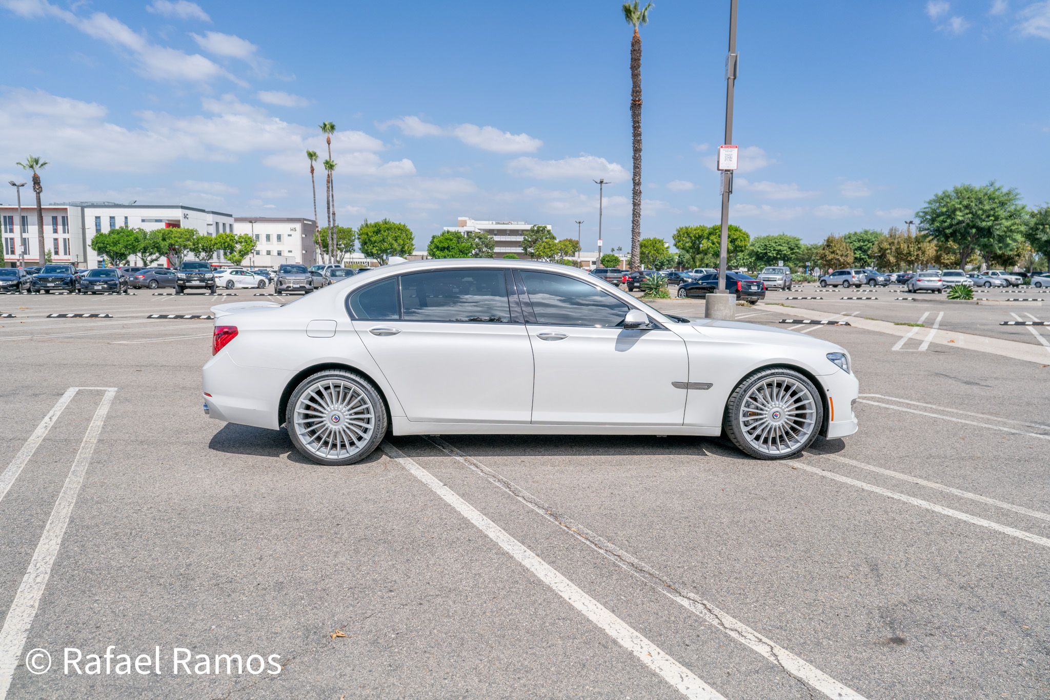 Used 2014 BMW ALPINA B7 xDrive LWB AWD/4WD image 14