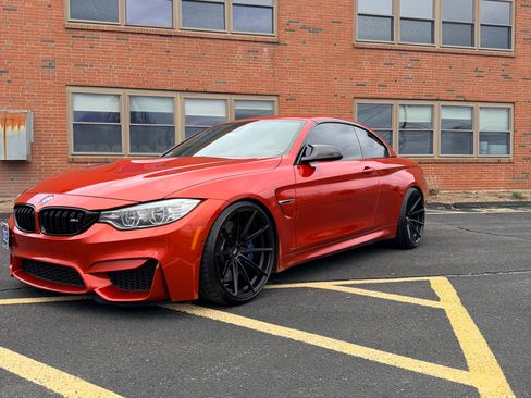Used 2015 BMW M4 Convertible image 15