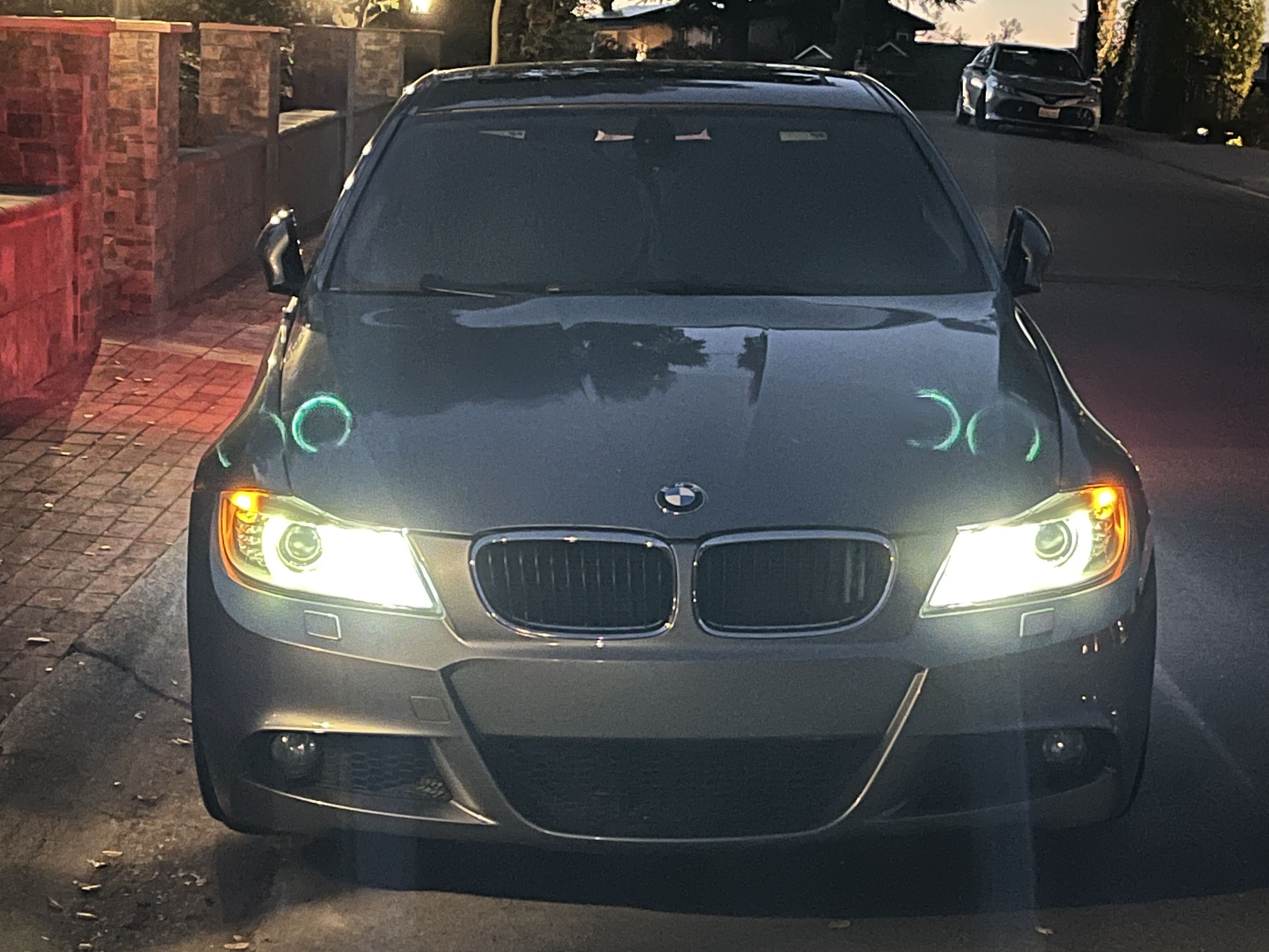Used 2009 BMW 335i xDrive Sedan AWD/4WD image 14