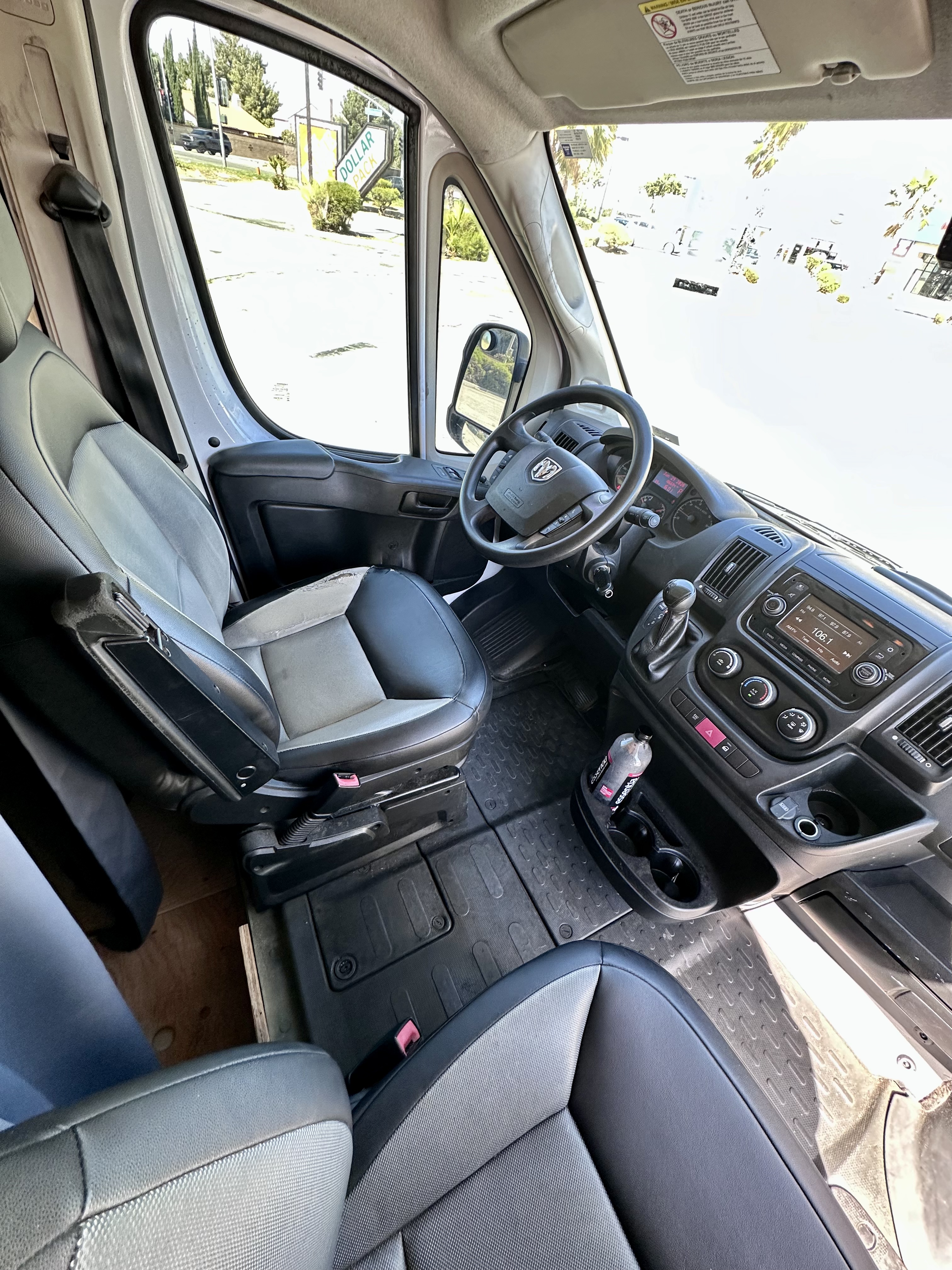 Used 2018 RAM ProMaster 1500 FWD image 12