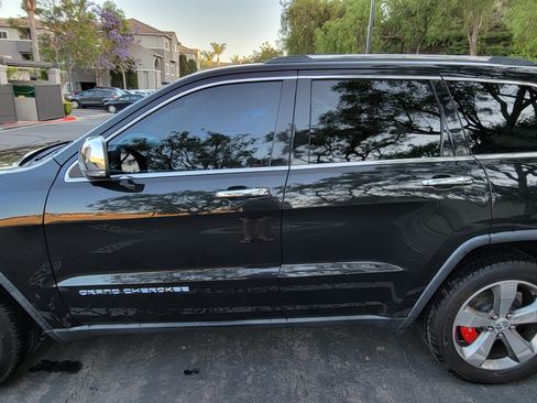 Used 2014 Jeep Grand Cherokee Limited w/ Trailer Tow Group IV image 6