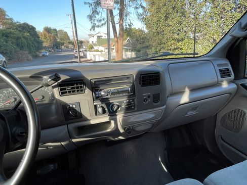 Used 1999 Ford F250 4x4 SuperCab Super Duty image 24