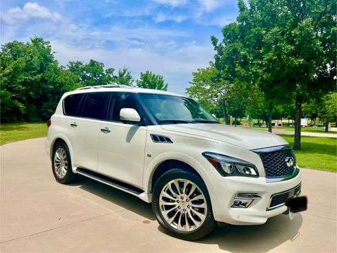 Used 2015 INFINITI QX80 4WD image 2