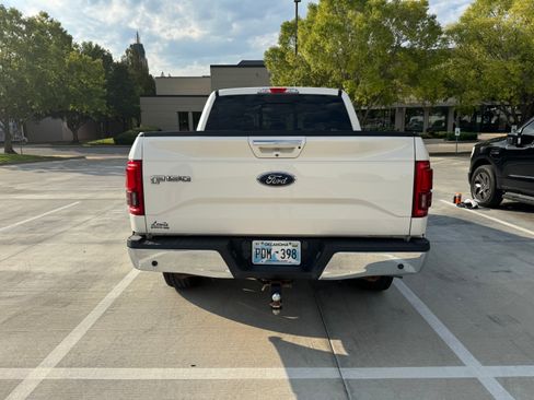 Used 2015 Ford F150 Lariat AWD/4WD image 9