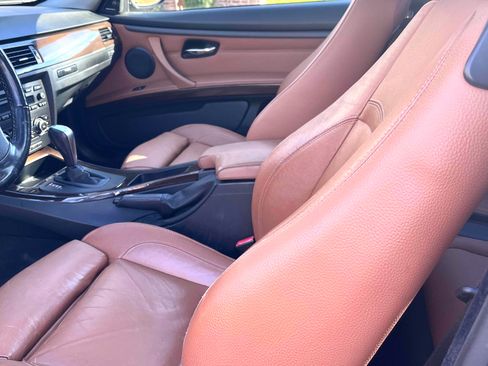 Used 2011 BMW 335i xDrive Coupe image 8