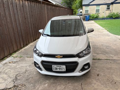 Used 2018 Chevrolet Spark LT FWD image 21