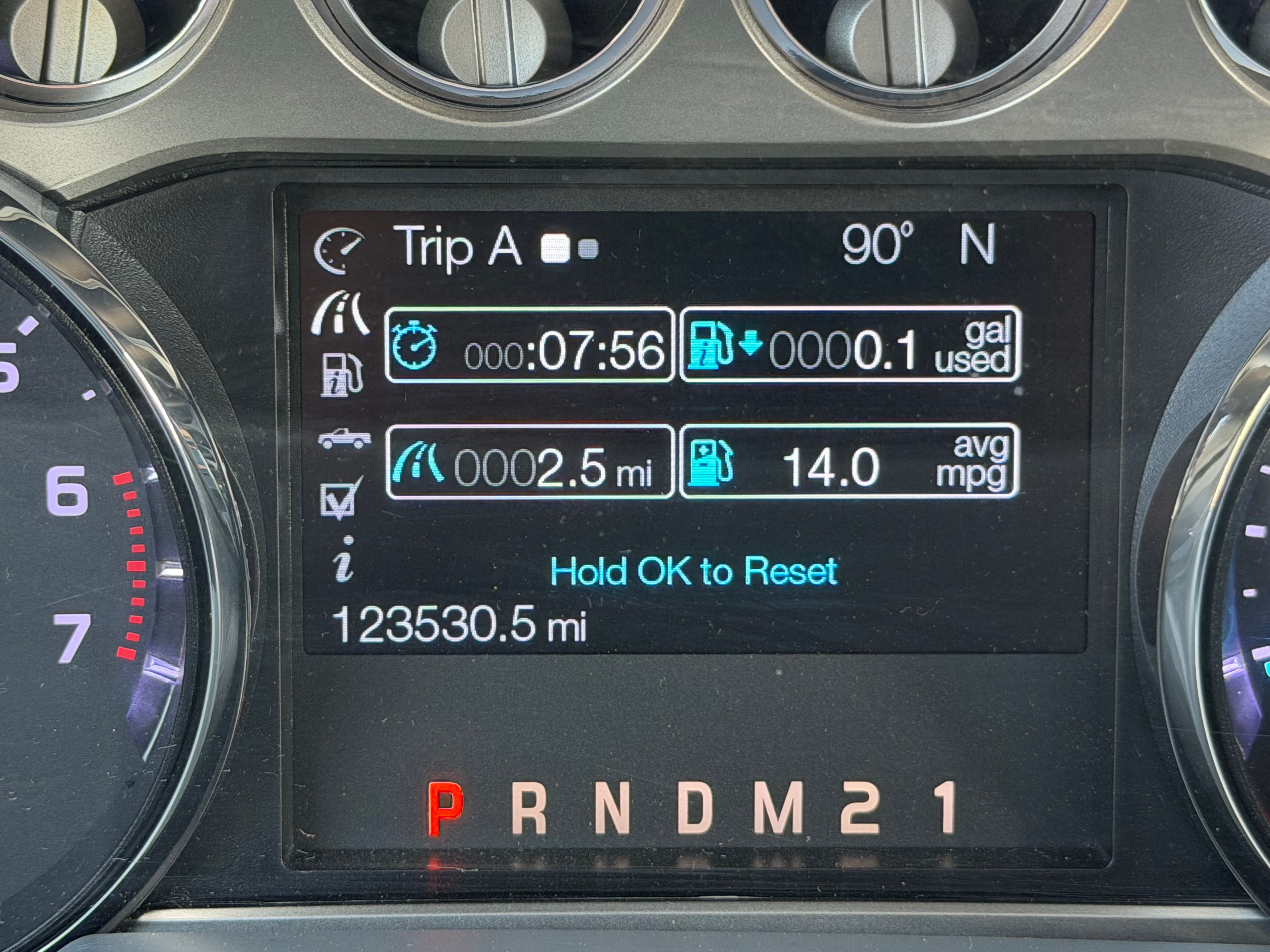 Used 2015 Ford F250 XLT w/ XLT Value Package AWD/4WD image 2