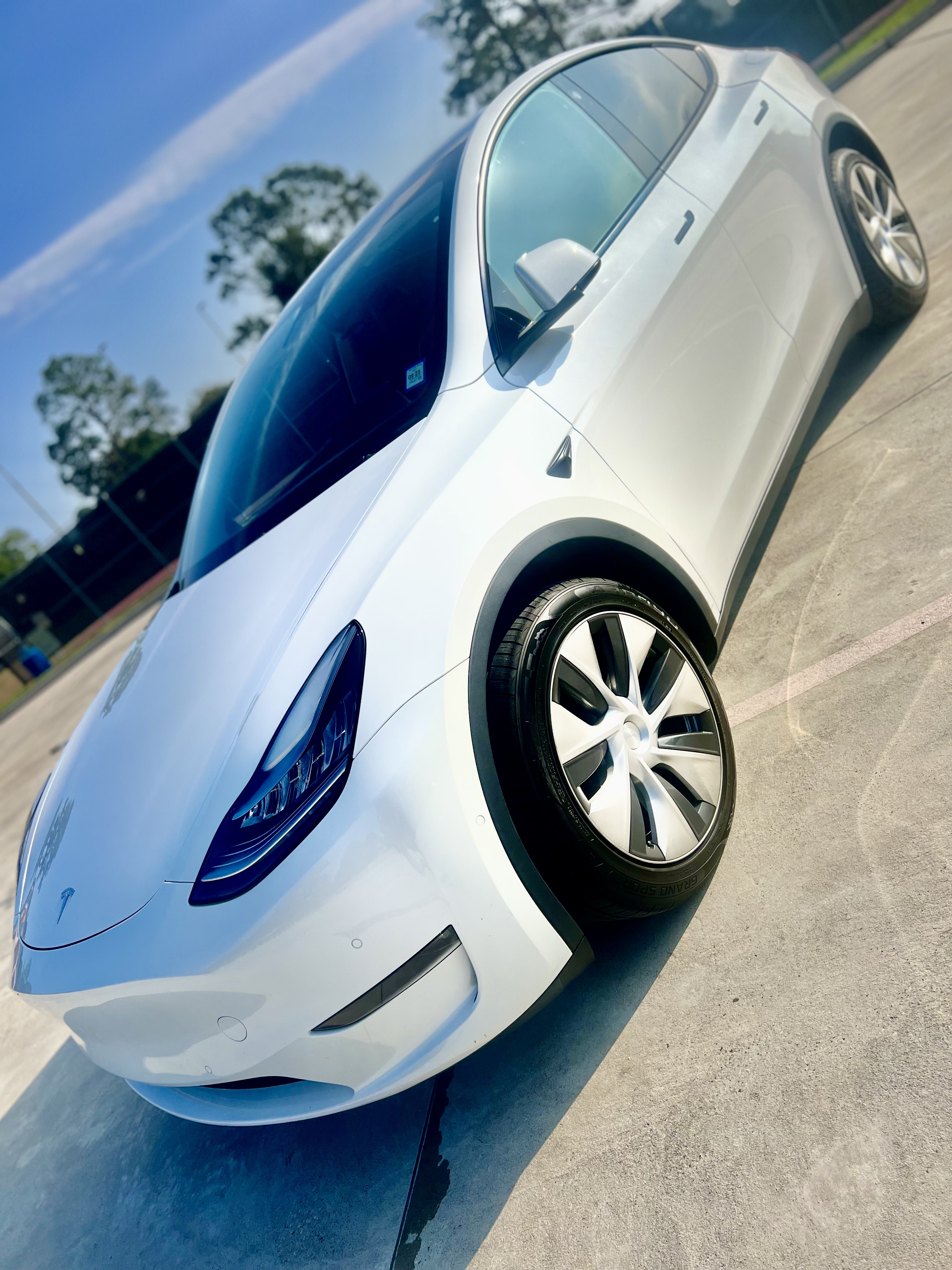 Used 2021 Tesla Model Y Long Range AWD/4WD image 5