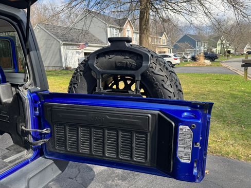 Used 2018 Jeep Wrangler Unlimited Sport AWD/4WD image 15