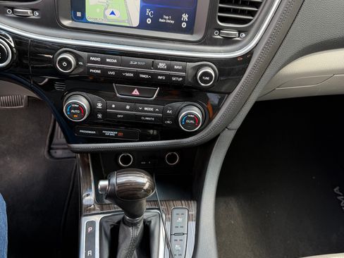 Used 2015 Kia Optima EX w/ EX Premium Package image 14