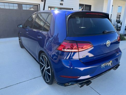 Used 2019 Volkswagen Golf 4-Door image 4