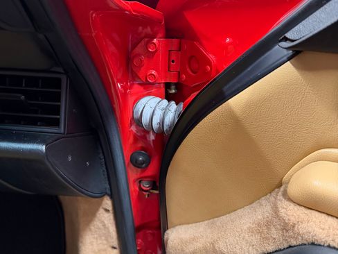 Used 1996 Porsche 911 Carrera 4 image 21