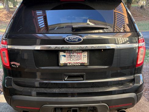 Used 2011 Ford Explorer XLT w/ 202A Rapid Spec Order Code image 4