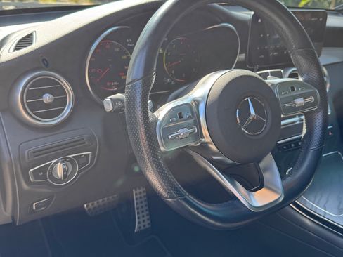 Used 2021 Mercedes-Benz GLC 300 image 10