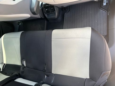 Used 2021 Volkswagen ID.4 Pro S image 6