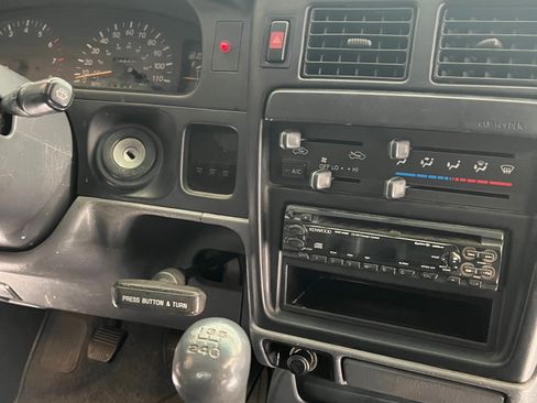 Used 1996 Toyota Tacoma 4x4 Xtracab V6 image 15