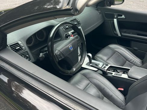 Used 2011 Volvo C70 T5 FWD image 5