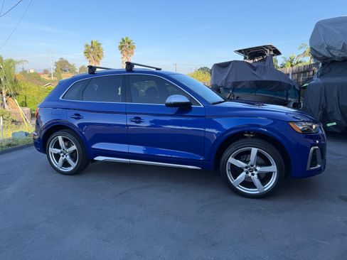 Used 2022 Audi SQ5 Premium Plus w/ Premium Plus Package image 1