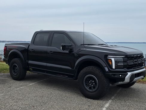 Used 2025 Ford F150 Raptor image 5