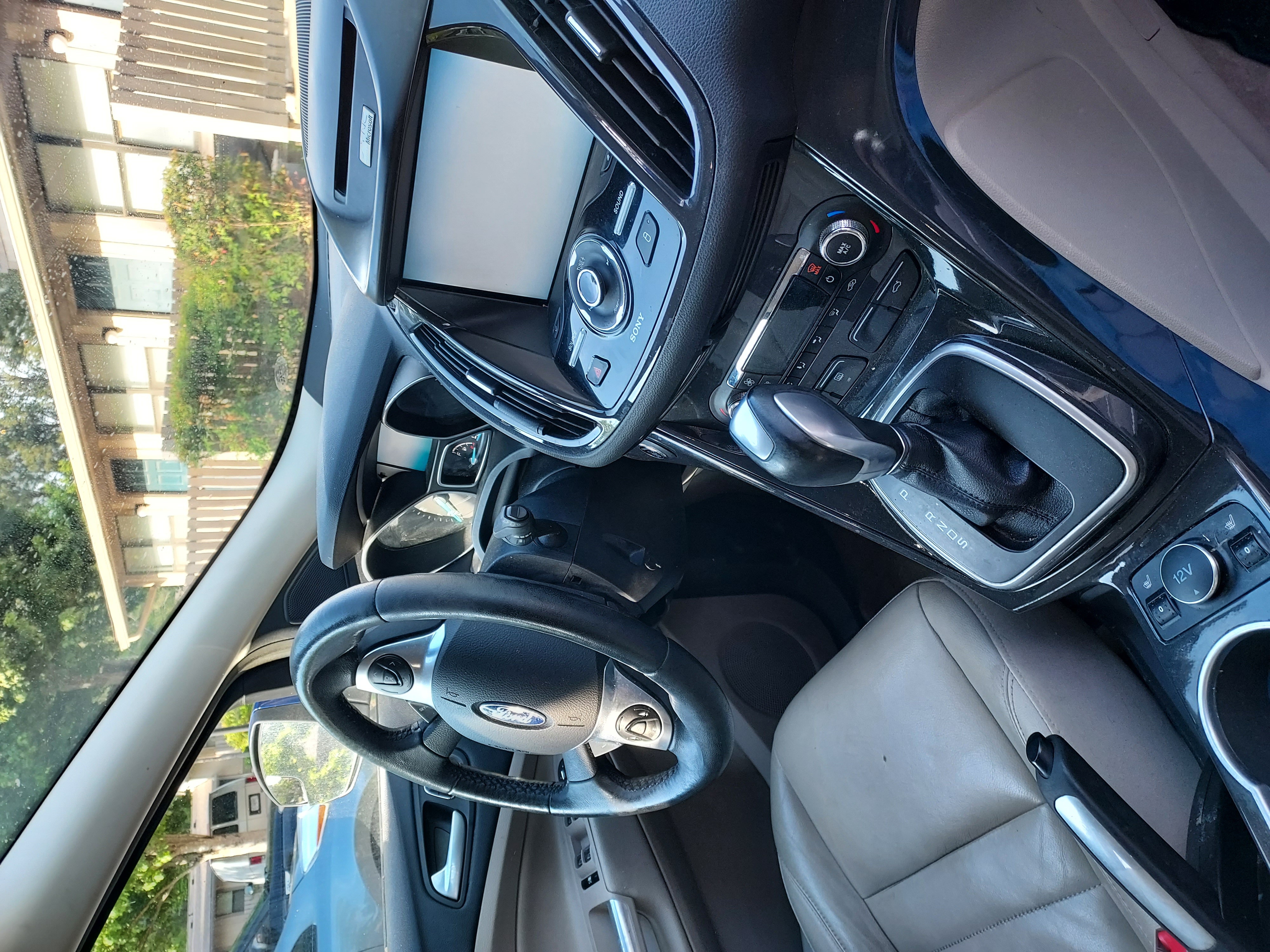 Used 2014 Ford Escape Titanium AWD/4WD image 8
