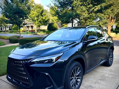 Used 2023 Lexus NX 350 AWD image 13