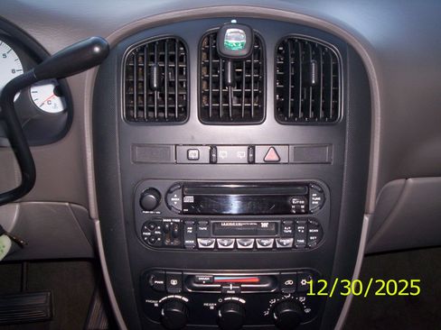 Used 2003 Dodge Grand Caravan Sport image 15