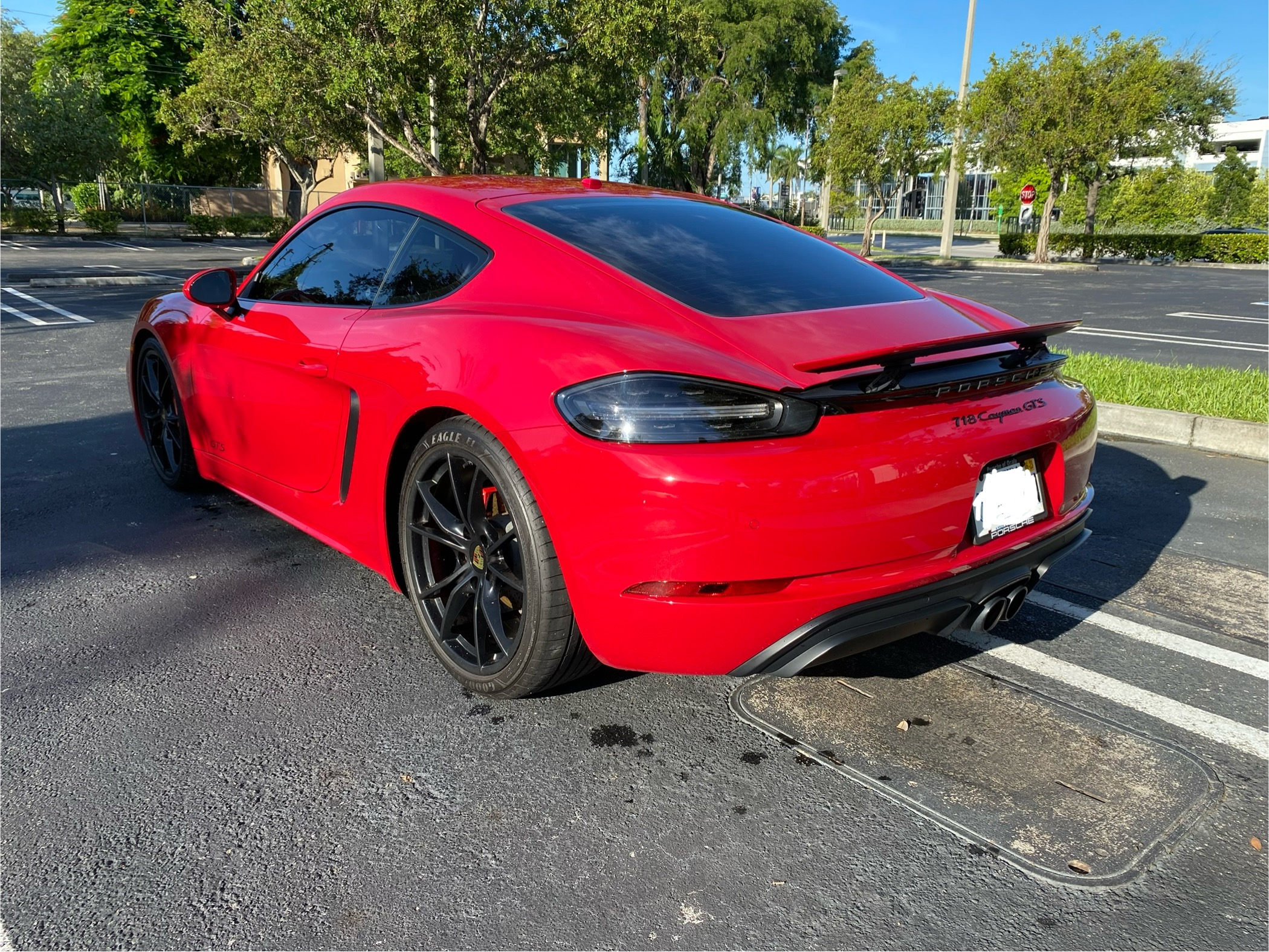 Used 2018 Porsche 718 Cayman GTS RWD image 2