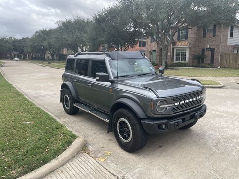 Used 2022 Ford Bronco Badlands w/ Sasquatch Package image 9