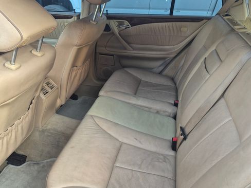 Used 2003 Mercedes-Benz E 320 Wagon image 10
