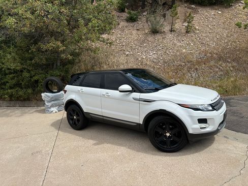 Used 2014 Land Rover Range Rover Evoque Pure Plus AWD/4WD image 15