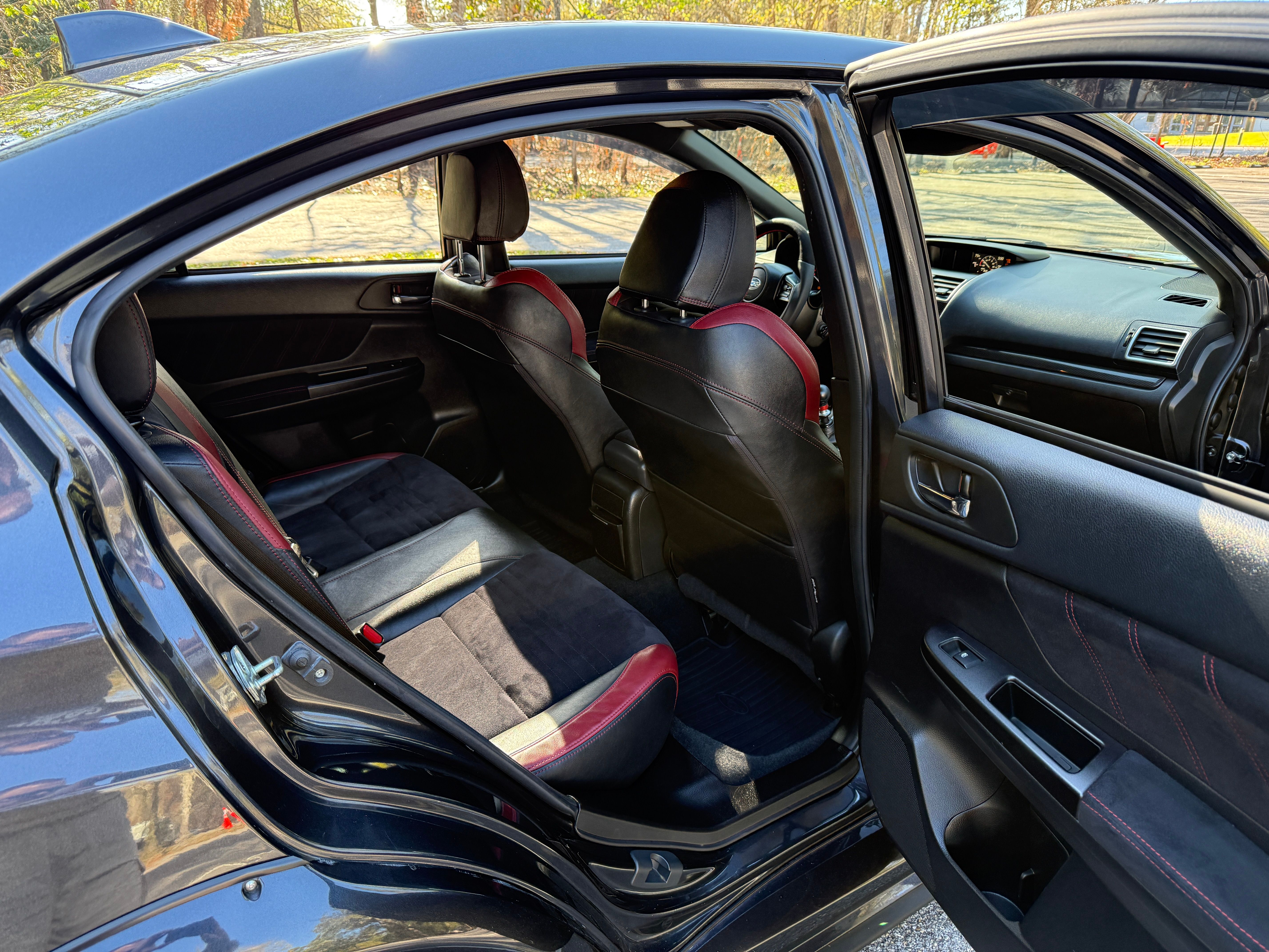 Used 2015 Subaru WRX STI AWD/4WD image 30