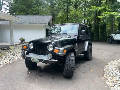 Used 2004 Jeep Wrangler X w/ Columbia Edition Group