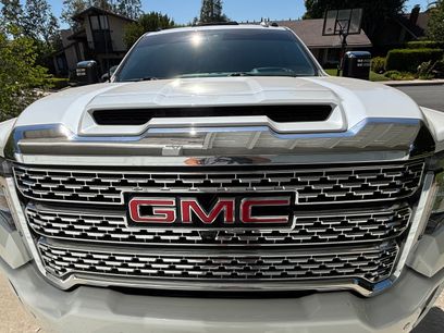 Used 2023 GMC Sierra 2500 Denali w/ Denali Ultimate Package