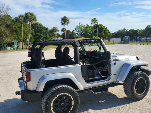 Used 2011 Jeep Wrangler Sahara w/ Mopar Chrome Edition Group image 6