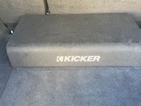 Used 2023 Jeep Wrangler Unlimited Sahara w/ Cold Weather Group image 8