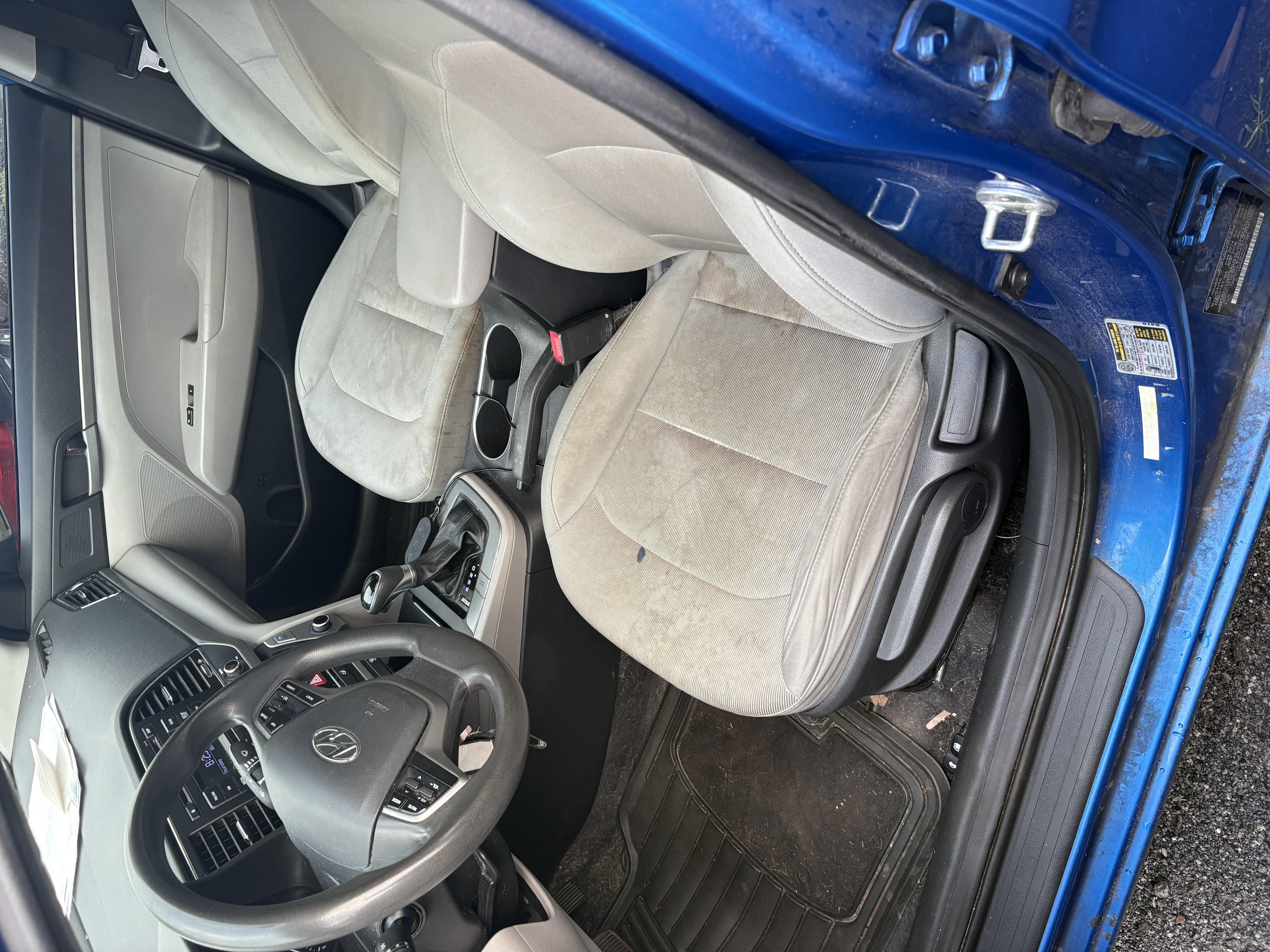 Used 2017 Hyundai Elantra SE FWD image 4