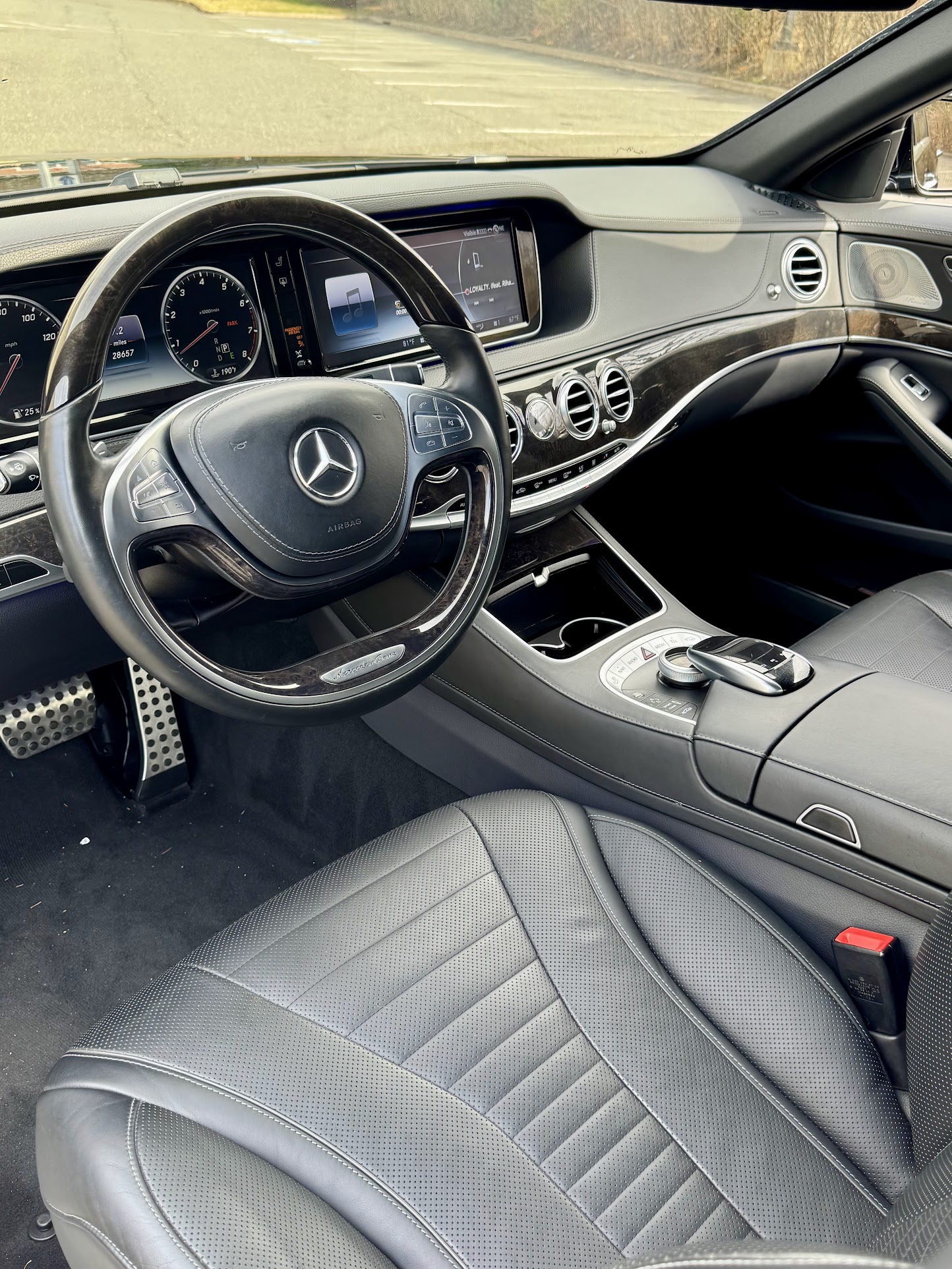 Used 2017 Mercedes-Benz S 550 4MATIC Sedan image 13