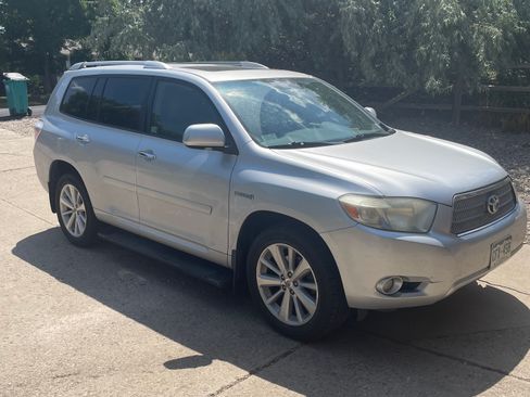 Used 2009 Toyota Highlander Limited AWD/4WD image 4