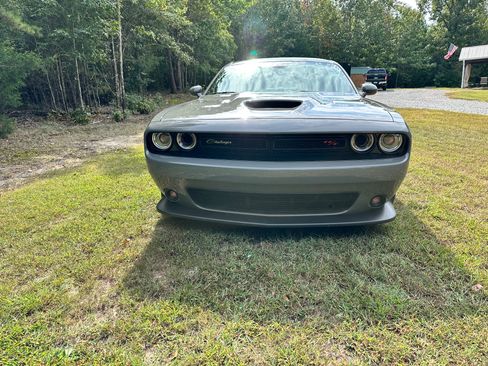 Used 2023 Dodge Challenger R/T Scat Pack w/ Plus Package image 16