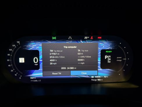 Used 2021 Volvo XC40 P8 Recharge AWD/4WD image 13