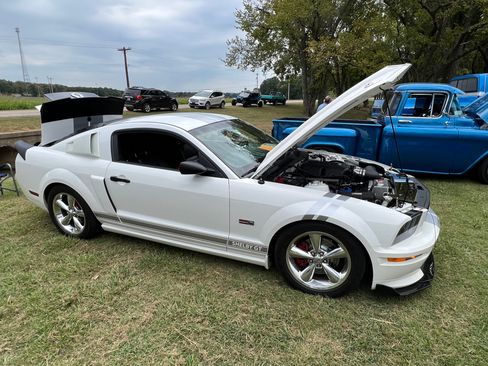 Used 2007 Ford Mustang GT Premium RWD image 10