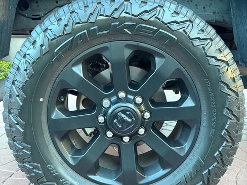 Used 2022 RAM 2500 Laramie w/ Night Edition AWD/4WD image 13