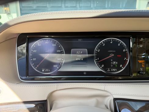 Used 2015 Mercedes-Benz S 550 Sedan image 17