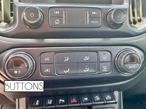 Used 2021 Chevrolet Colorado Z71 w/ Safety Package image 18